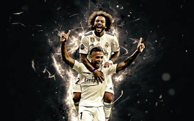 亿德电竞热评-B席这冷静罚中